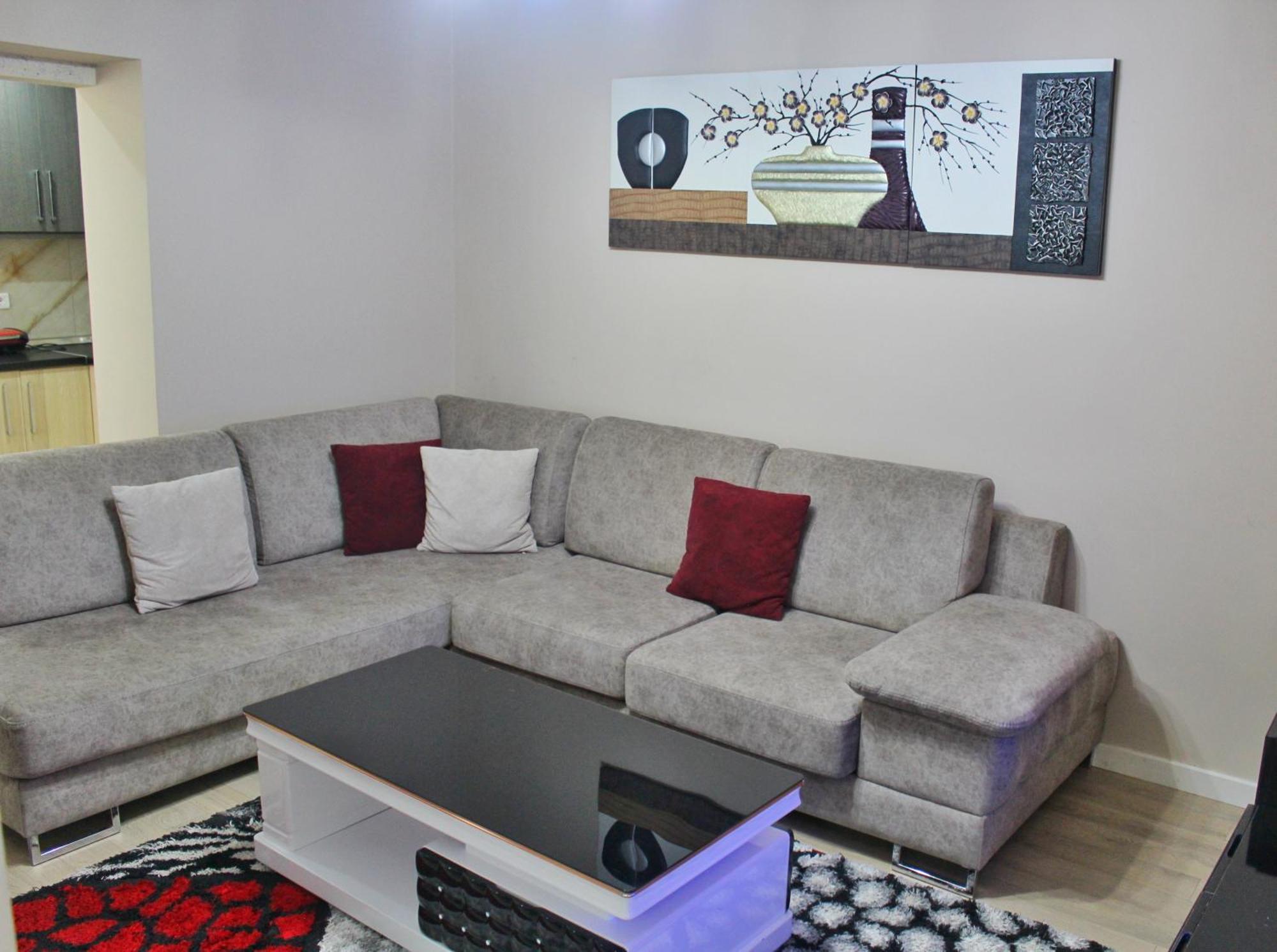 Essy'S Apartment Корча Экстерьер фото